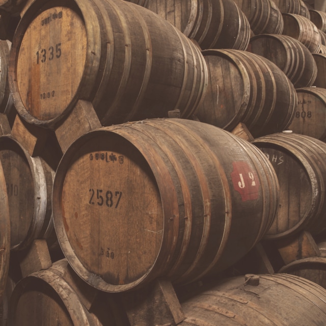 St Remy Photo Visuel Image Traditional Casks 1